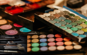 how to disinfect a makeup palette